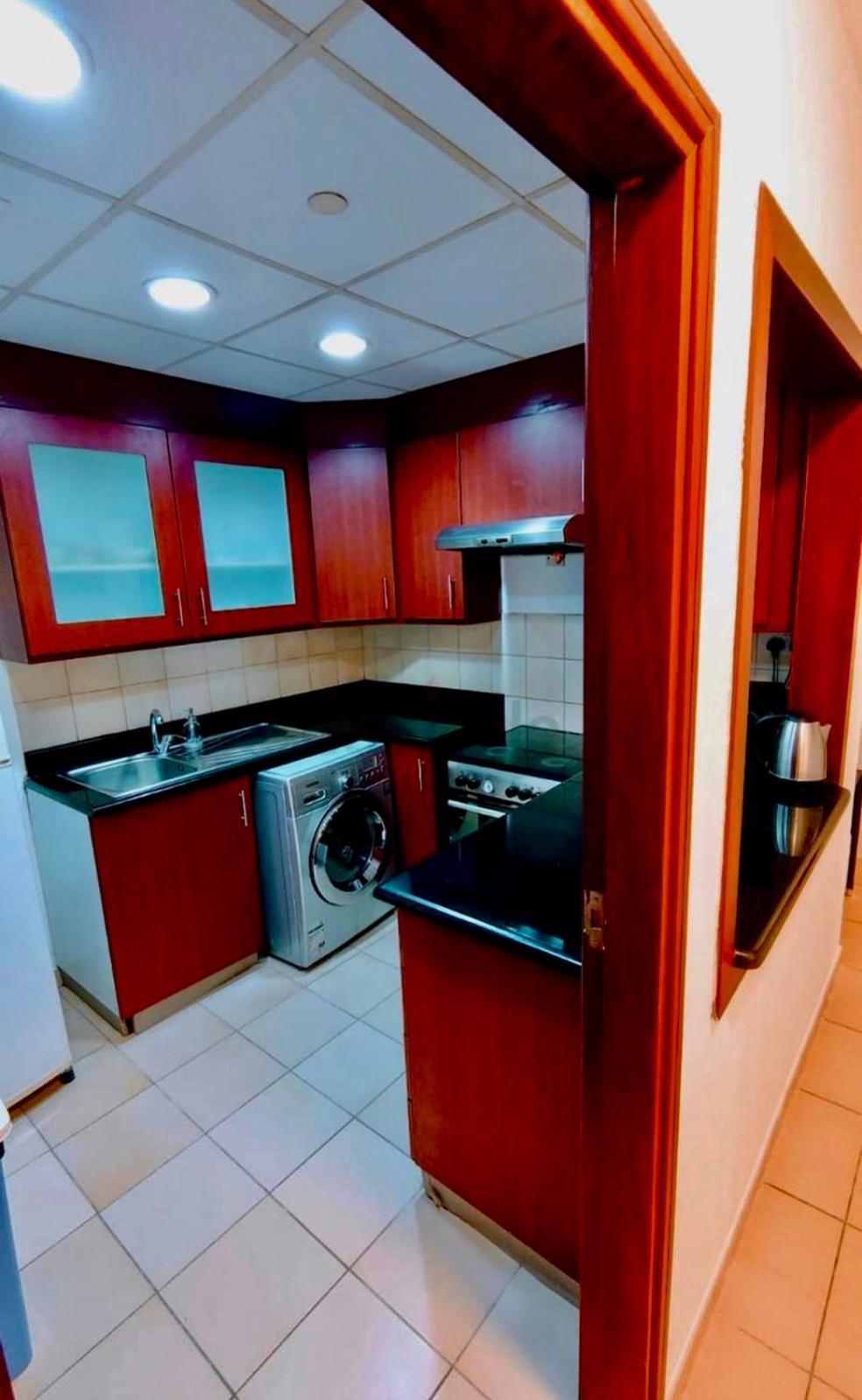 Hotel Four Stars Dubai Marina Jbr Exterior foto