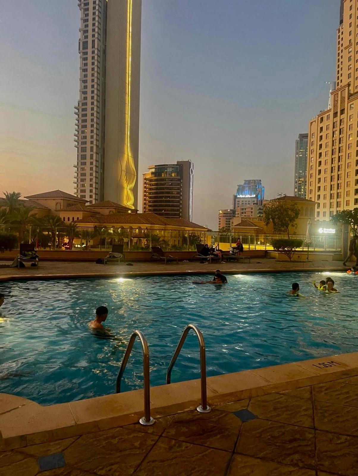 Hotel Four Stars Dubai Marina Jbr Exterior foto