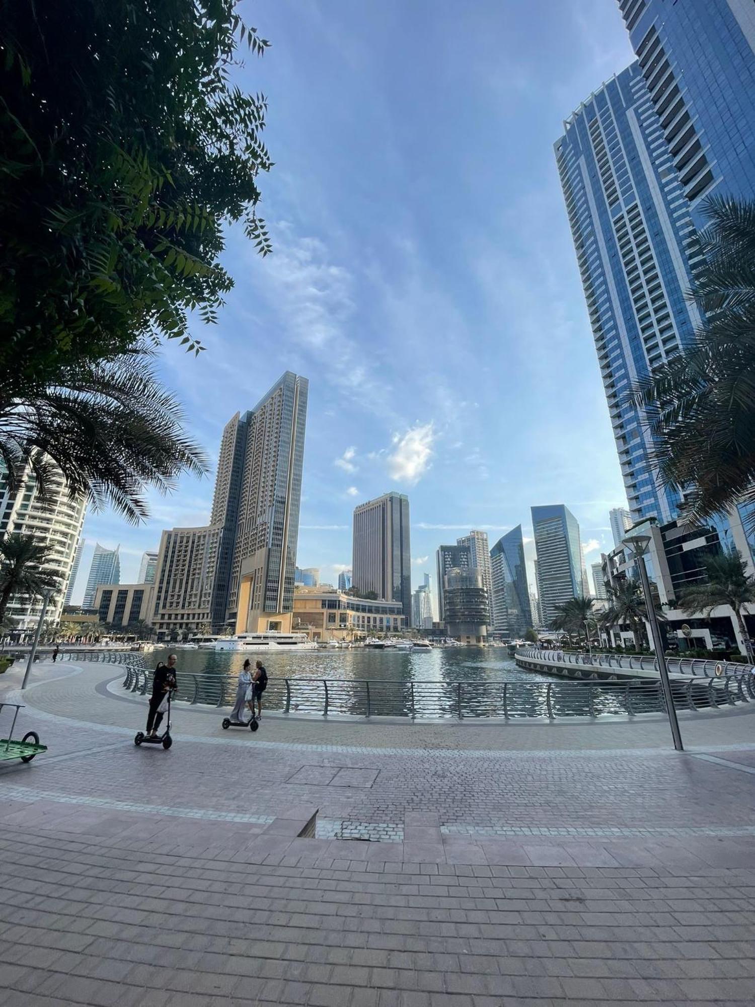 Hotel Four Stars Dubai Marina Jbr Exterior foto