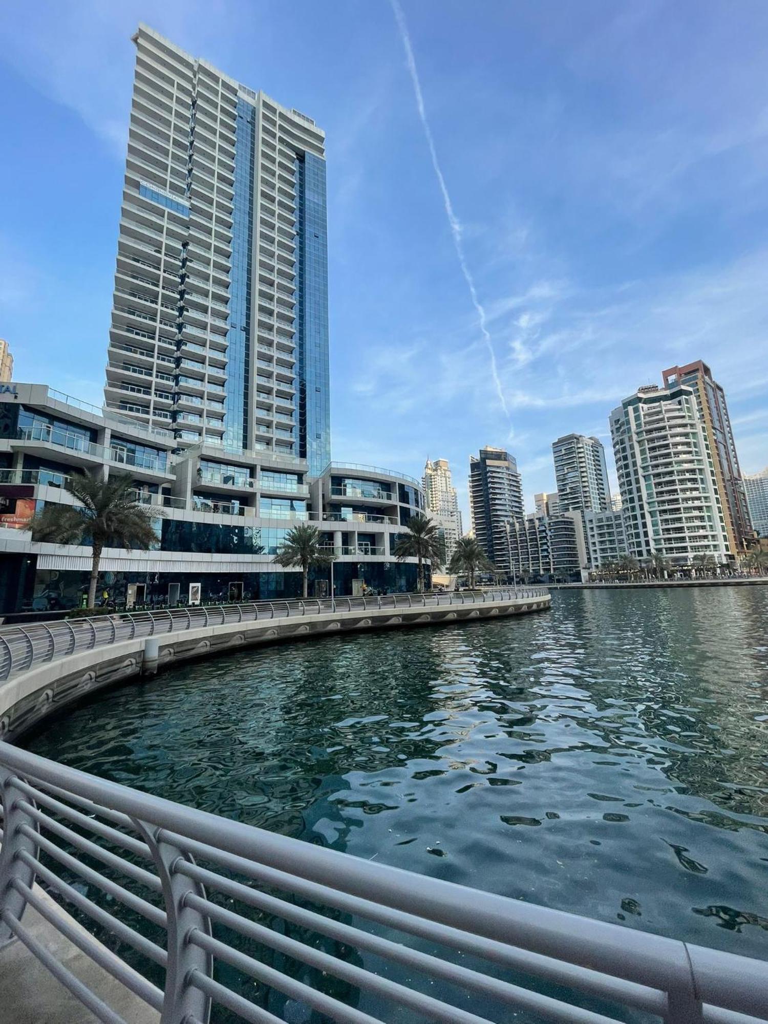 Hotel Four Stars Dubai Marina Jbr Exterior foto