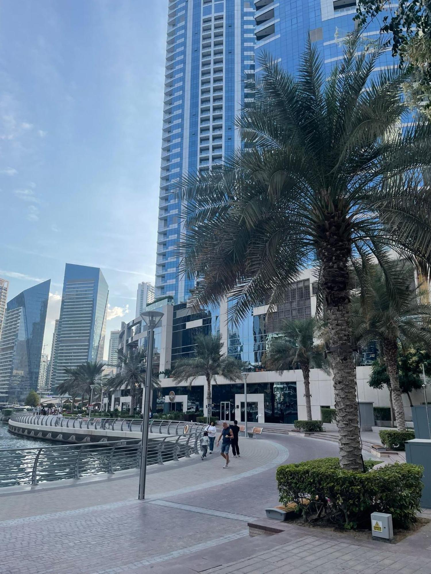 Hotel Four Stars Dubai Marina Jbr Exterior foto