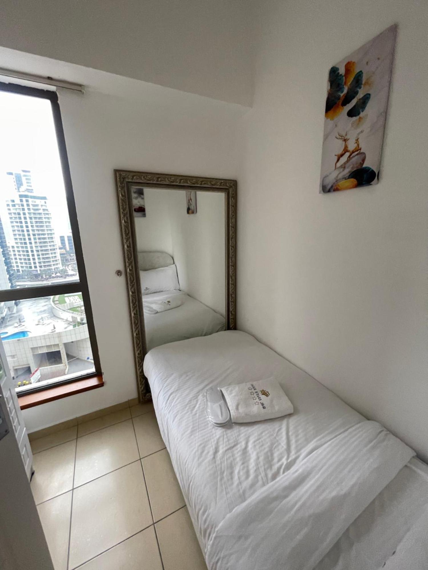Hotel Four Stars Dubai Marina Jbr Exterior foto